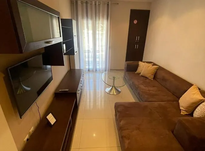 Central Sunny Apartment